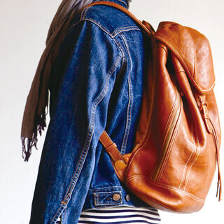 ちょっと渋いがいいよね。ナチュラル女子におすすめの革鞄たち