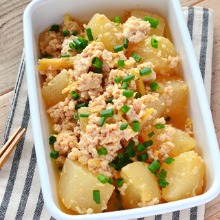 部位によって賢く使い分け♪メインからサブまで、冬の『大根』レシピ