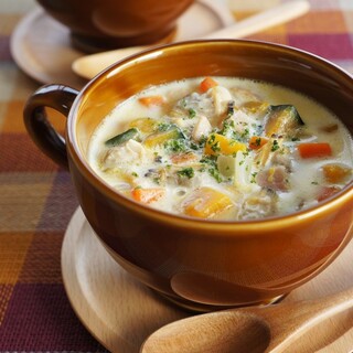 脇役から主役に。飲むのではなく食べる＜おかずスープ＞のレシピ