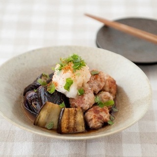 経済的でボリューム満点！丸めて簡単「豚こまボール」を作ってみよう♪