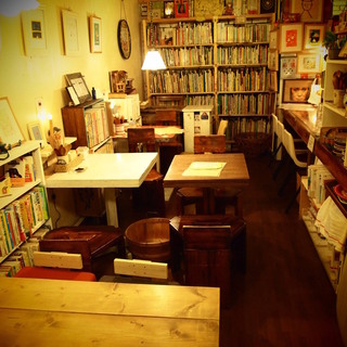 絵本でひと息つきませんか？大人だからこそ行きたいおすすめ絵本カフェ