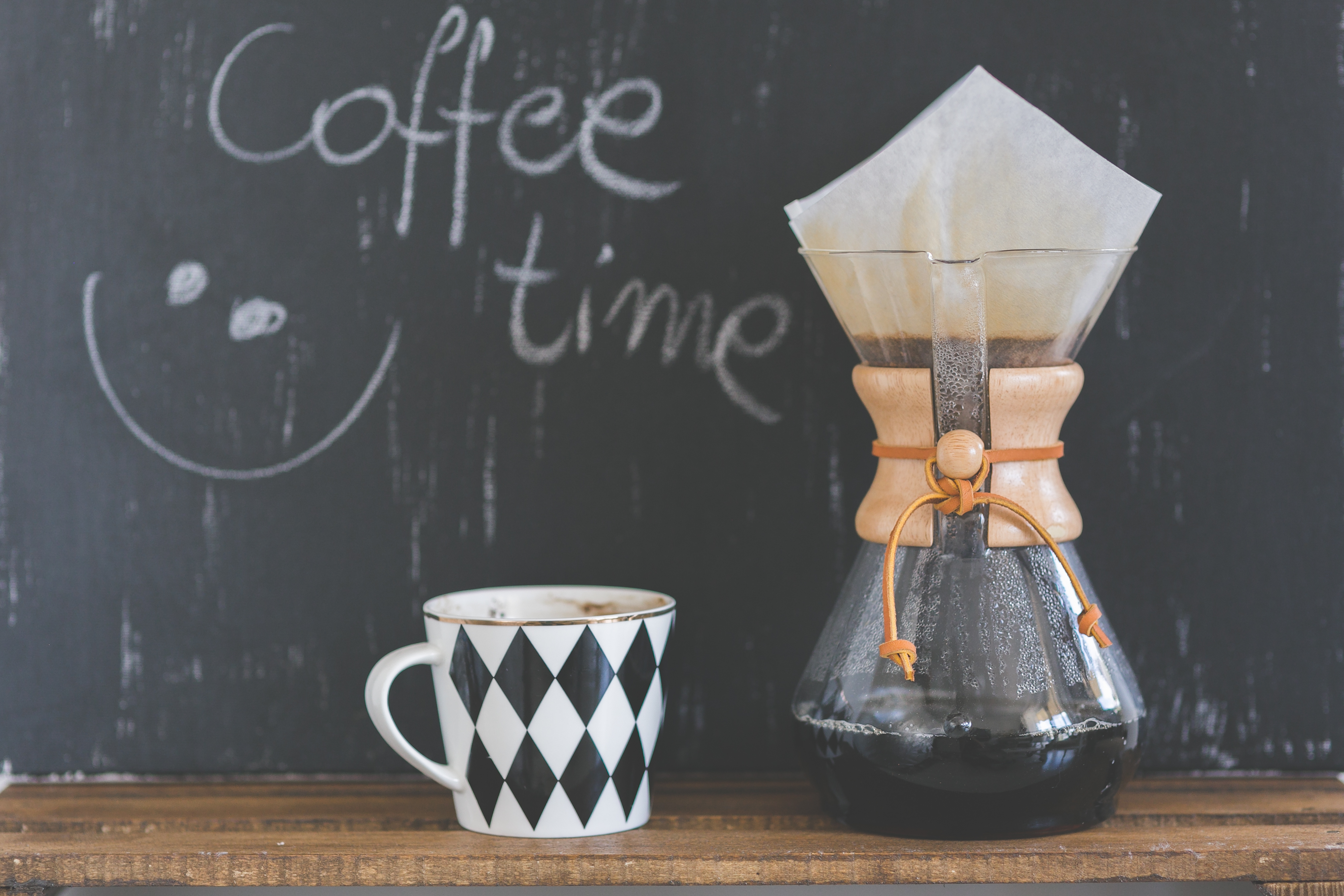 自宅で淹れる至福の一杯。“コーヒータイム”をもっと素敵に | キナリノ