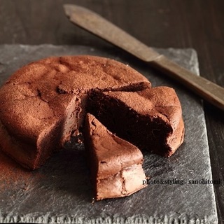 バレンタインに備えて♥ "ガトーショコラ"の作り方＆アレンジレシピ