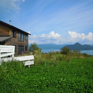 大きな湖【洞爺湖】にある“小さなかわいいカフェ・パン屋さん”5選