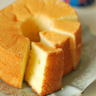 老若男女に愛される♡ ふわふわ食感の『シフォンケーキ』をお家でも♪