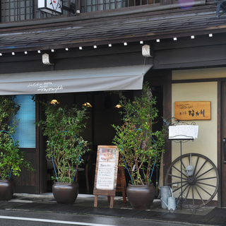 「飛騨の小京都」高山を訪れたなら。城下町風情を楽しめる町家ランチ10選