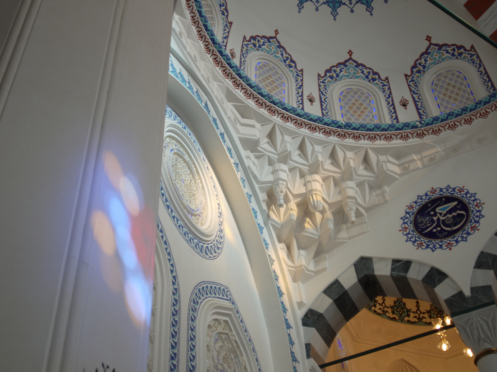 都内で感じる“異国”。見学可能な美しきモスク「東京ジャーミイ