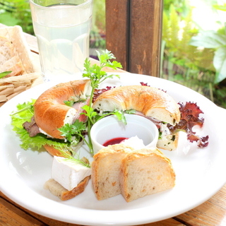 豊かな自然とおいしいチーズに出会える♪北神戸「弓削牧場」で休日を満喫！