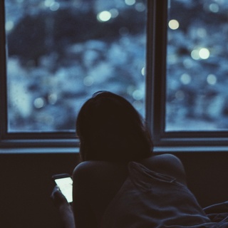 たまにはいいよね。お部屋で？外で？「大人の夜更かし」10のリスト