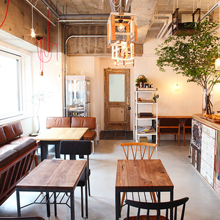 ほっこりやさしい、新宿のカフェ♪「salo/MOVE/coto/WALL」で過ごす美味しい時間