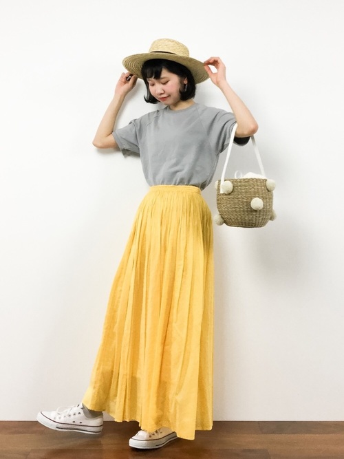 体型カバーもおまかせ ひらりと揺れる ロングスカート で華やかコーデ キナリノ