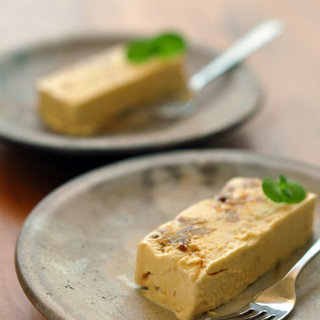 意外と簡単！アイスとケーキの食感を楽しめるセミフレッドのレシピ集