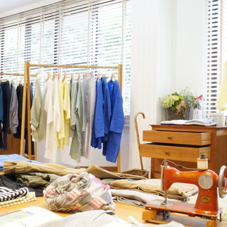 倉敷発の上質な日常着。天然素材の「rolca(ロルカ)」の洋服 