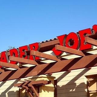 お土産探しにも◎ お洒落スーパー『トレーダージョーズ』を覘いてみよう