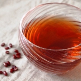 体が喜ぶ！女性の味方「あずき茶」をはじめてみましょう♪