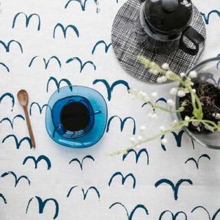 食卓を北欧テイストに！北欧柄のテーブルクロスで食卓を模様替え♪