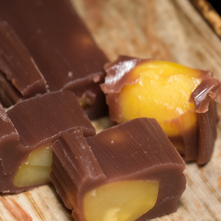 今年はもう食べた？老舗和菓子店の季節限定「栗蒸し羊羹」10選。