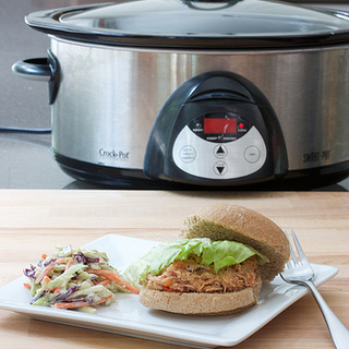 お出かけしてる間にお料理完成!アメリカ生まれの「スロークッカー」がとっても便利