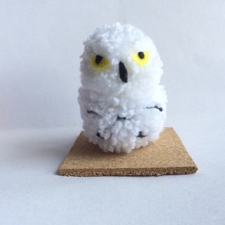 余り毛糸で簡単手作り♪いろいろ使えるポンポンのアイディア帖