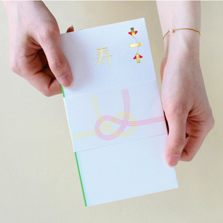 心を込めて贈りたい。素敵な《ご祝儀袋》と知っておきたいマナーあれこれ