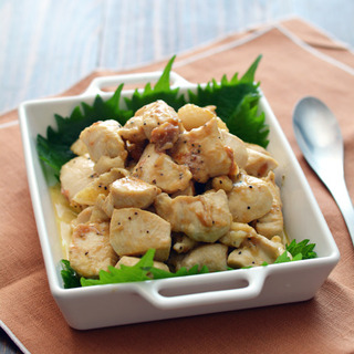 「鶏むね肉」でメインディッシュ！ランチにも、夜ご飯にも活躍する〈調理別〉レシピ