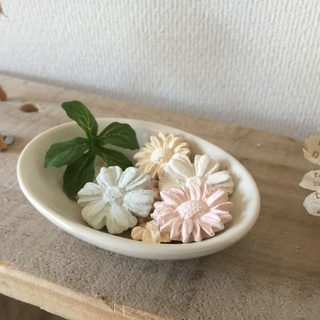 ほんわか優しい香りをインテリアに♪「アロマストーン」の作り方&アイデア集