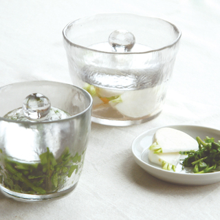 見た目も涼しげな【浅漬け鉢】で“浅漬けのある食卓”始めませんか?