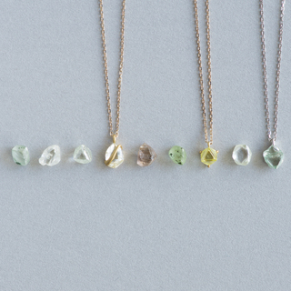 肌に溶け込む、透き通るように美しい。4つのアクセサリーブランドのご紹介＊