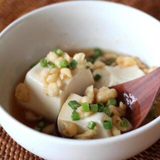 お家に余ってない？実は意外と使えて、お財布にもやさしい「天かす」活用レシピ