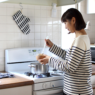 人気ブロガーさんに学ぶ!生活感溢れるキッチンを「すっきり」見せるコツ