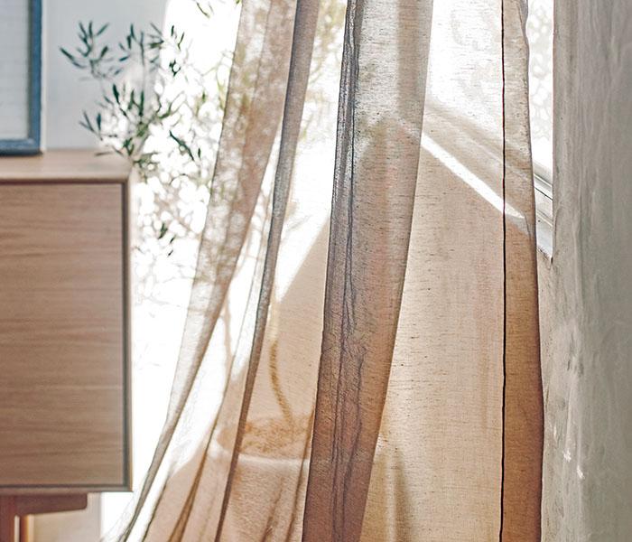 夏の陽射しをふんわりやわらげる【レースカーテン】の選び方[2ページ目