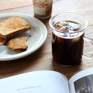 毎日の食卓をご一緒に。シンプルで機能的な【日常使いしたくなる器】