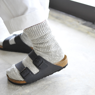 ウールから、リネン・コットンへ。足元も衣替え。さらりと履ける春夏靴下７選