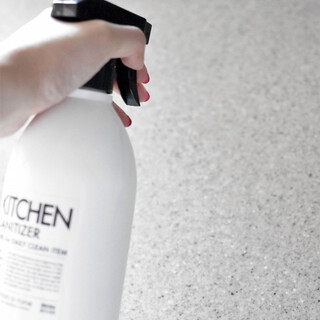 冷蔵庫に、浴室、換気扇。この時季に気になる水回りの『ナチュラルクリーニング術』保存版