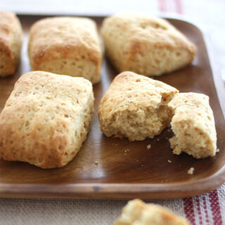 実はお手軽スイーツ♪ 色々な具材で【スコーン】を作って、おやつやランチにどうぞ。