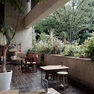 緑ゆたかな駒場公園内のブックカフェ。「BUNDAN（ブンダン）」で文学に親しむ一時を