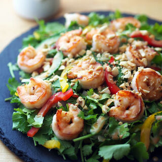 暑い夏は、香草たっぷり《ピリ辛・スパイシー・爽やか》な「エスニック料理」を楽しもう♪