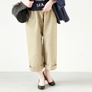 “ベージュ”には何を合わせるのが正解？大人っぽいコーディネートが知りたい！