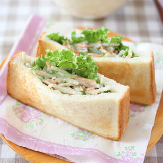 いつものお弁当、マンネリ化してない？アレンジいろいろ楽しめる『パン弁当レシピ15品』