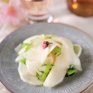 春の香りふわり。『桜の塩漬け』の作り方＆アレンジレシピ 