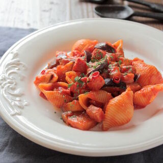 「トマト缶」でコツいらず。簡単でおしゃれな欧風レシピ13選