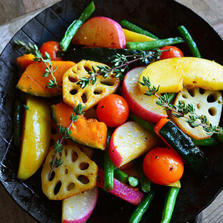 野菜をいっぱい食べよう♪ おもてなし料理にも使える”冷・温もりもりサラダ”レシピ