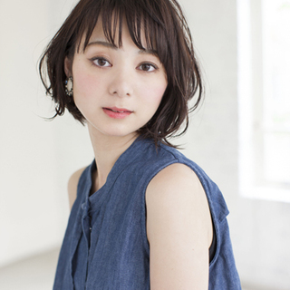 おしゃれな人は何が違う？さりげなく素敵な〈簡単・シンプル〉ヘアアレンジのコツ