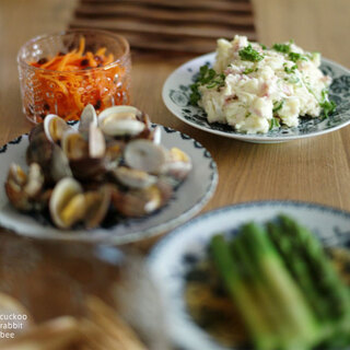 お料理をいっそう美味しそうに！コツをつかんで「柄のお皿」を楽しもう♪