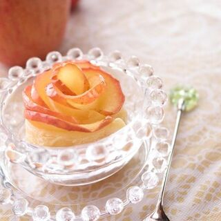 「りんご」の爽やかな甘みと酸味を堪能する《デザート・前菜・メイン》お洒落なアレンジレシピ