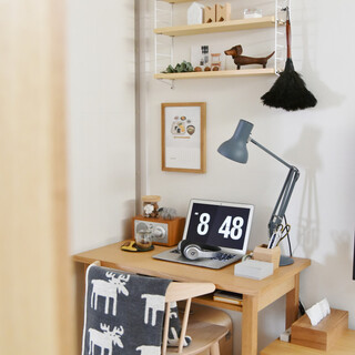 ひとつ足すだけで一気におしゃれ＆便利♪《壁に付ける棚》を取り入れよう