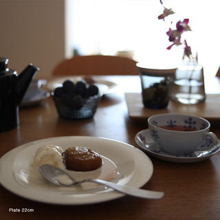 イッタラの今の形。「サルヤトン」を食卓に招きましょ♪