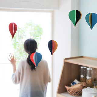 クリスマス・お正月飾りにも◎おしゃれ“モビール”を取り入れて、動きのある空間を作ろう♪