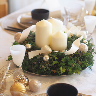 大人のパーティーにふさわしい「クリスマステーブル」とは？簡単＆おしゃれなコーディネートテクニック