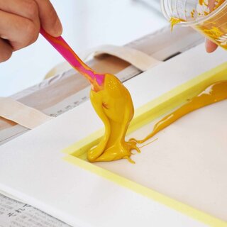 オリジナルTシャツも作れる！手仕事の良さを感じる“シルクスクリーン”という印刷技術